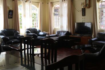 هتل Tranquil Homestays