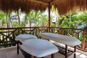 Tsaakik Jungle Hotel & Spa   Adults Only