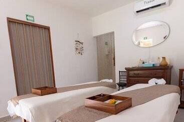 Tsaakik Jungle Hotel & Spa   Adults Only
