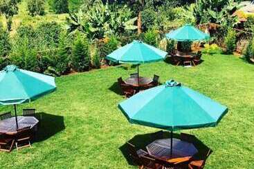 هتل Viva Gardens