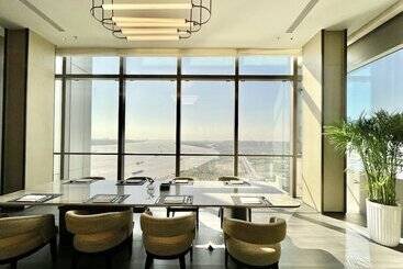 هتل Yangziriverinternationalconferencecenter
