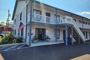 Main Street Motel
