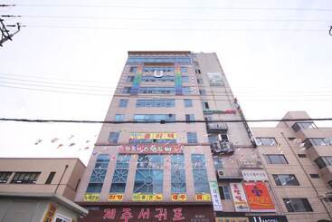 مُتل Changwon Myeongseodong U