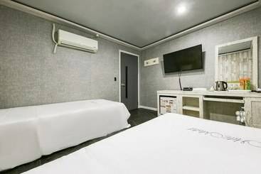 مُتل Chungju Hotel Soyu