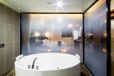 مُتل Design Hotel 2ne1 Jukdo Market Pohang