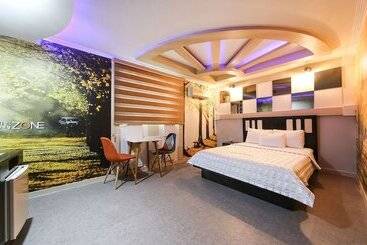 مُتل Gumi Gongdandong Hotel The Zone