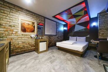 مُتل Gumi Wonpyeongdong Lex