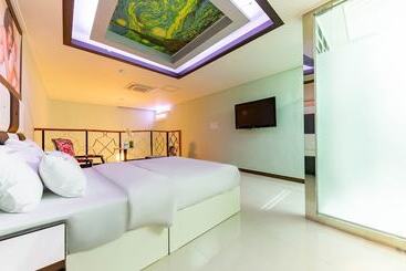 مُتل Iksan Luxury