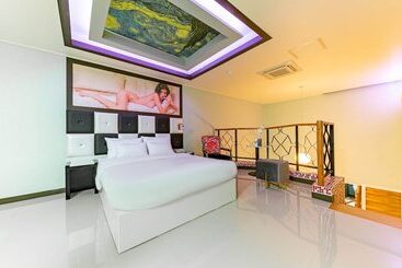 مُتل Iksan Luxury