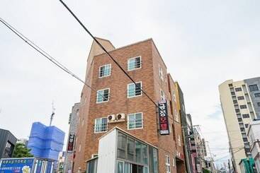 مُتل Jeju Geumjeong