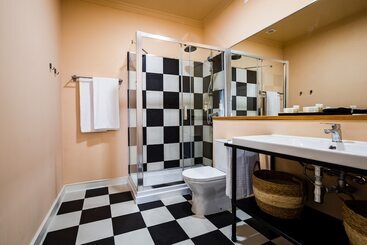 پانسیون Lr Guest House