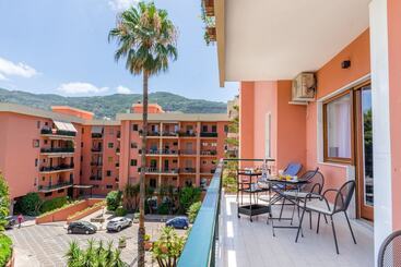 פנסיון Sorrento Colors&suites