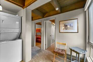 Breckenridge Spacious Mill Run 5 Townhouse By Redawning