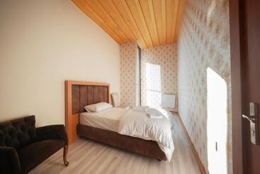 By Sultan Otel
