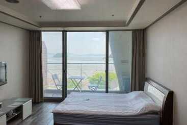 Daebudo Ocean Ville Pension