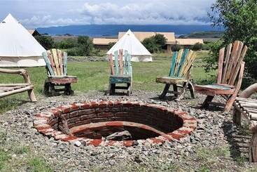 هتل Africa Safari Lake Natron Camping