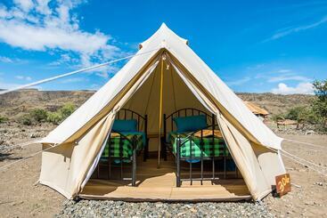 هتل Africa Safari Lake Natron Camping