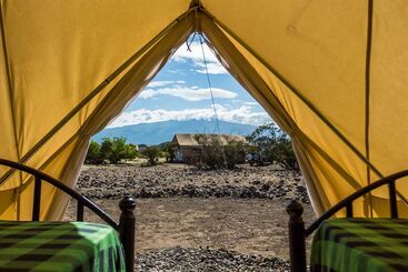 هتل Africa Safari Lake Natron Camping
