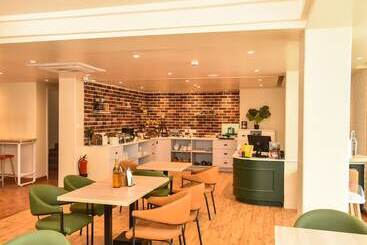 酒店 Bloom Golf Course Road