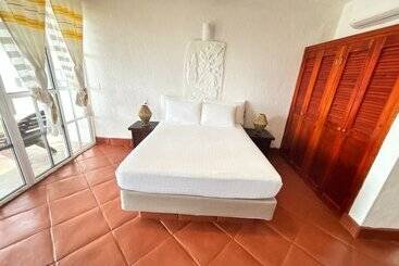 هتل Casa Cenote