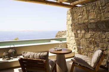 هتل Collini Suites & Villas Mykonos