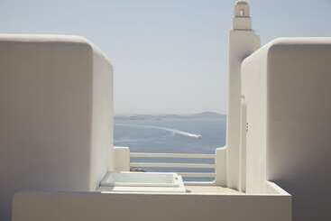 هتل Collini Suites & Villas Mykonos