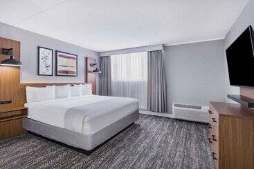 هتل Hawthorn Extended Stay By Wyndham Wichita Airport