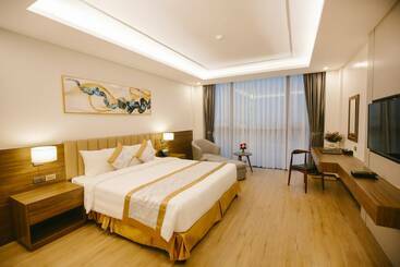 Songlam Waterfront Hotel   藍江酒店