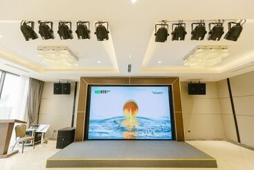 Songlam Waterfront Hotel   藍江酒店