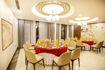 Songlam Waterfront Hotel   藍江酒店