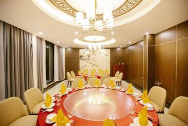 Songlam Waterfront Hotel   藍江酒店