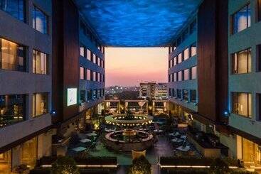 هتل The Park Indore