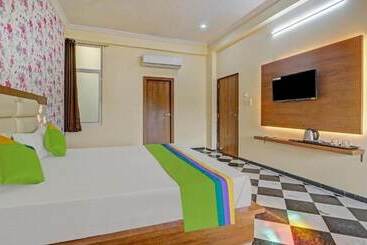 هتل Vishvam Residency Udaipur