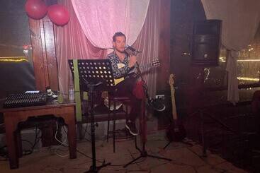 Larin Otel
