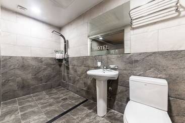 مُتل Hwaseong Ritz