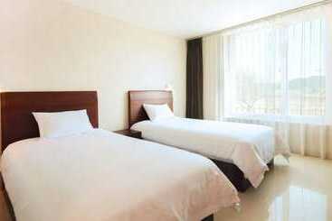 Yangyang Stay Frieden Pension