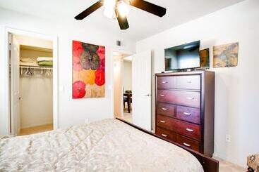 Beautiful Condo In Prime Scottsdale Location!