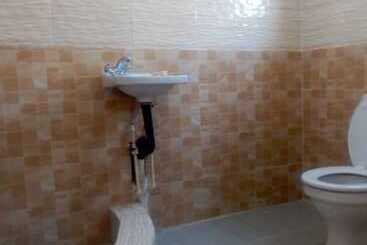 تختخواب و صبحانه Muroy Executive Lodge