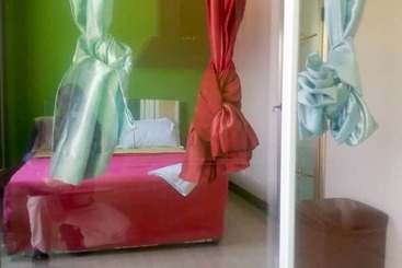 تختخواب و صبحانه Muroy Executive Lodge