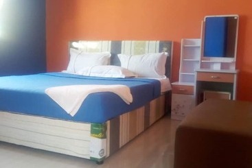 تختخواب و صبحانه Muroy Executive Lodge