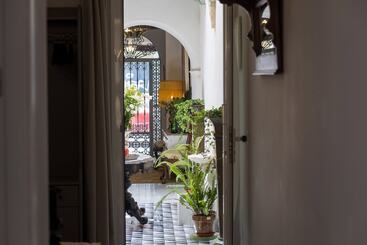 تختخواب و صبحانه Portus Gaditanus Sxviii Patio Andaluz