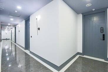 Bedchambers Serviced Apartment   Mg Road