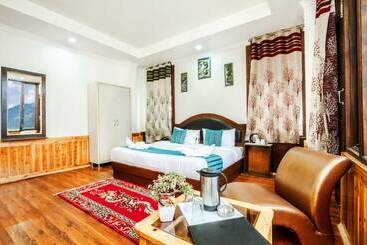 Goroomgo Hotel Hillside View Manali