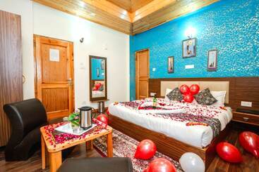هتل Goroomgo Aplin Retreat Manali