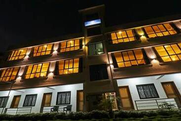 Itsy Hotels Morjim Pride