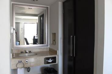 هتل Wyndham Garden Los Mochis Plaza Inn