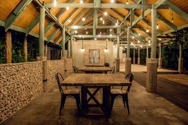 هتل Mi Lugar Retreat And Spa