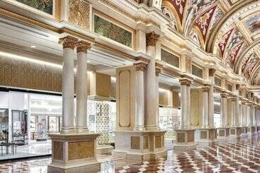 هتل The Venetian Prestige Club Lounge