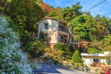 Jecheon Montmartre Pension