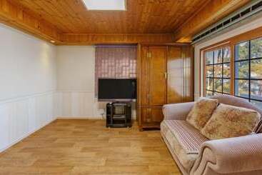 پانسیون Gyeongju Blue 21 Pool Villa